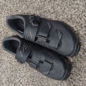 Shimano ME301 sz 10.5. 45